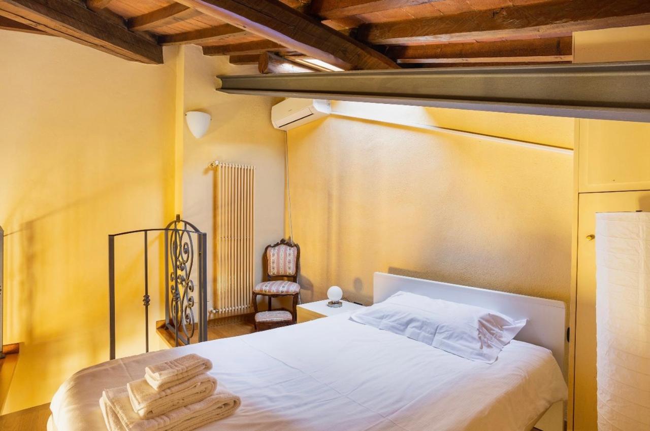 Appartamento Cozy Classic Italian House Near Santa Croce, On The Lungarno Firenze Esterno foto